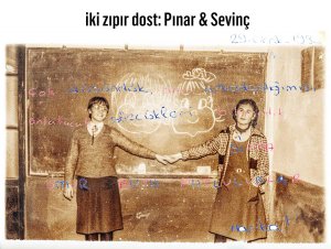 1982-mezunu-pinar-ve-sevinc-1.jpg