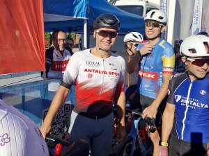 2-uci-gran-fondo-world-series-antalya-antalyaspor.jpg