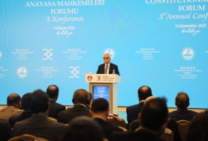 anayasa-mahkemesi-baskani-ozkaya-balkan-1014978-301185.jpg