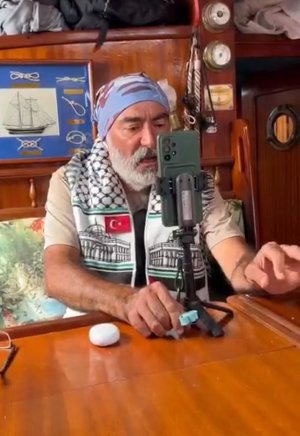 antalya-gazze-yolcusu-baba-oglunun-nik-936127-278002.jpg