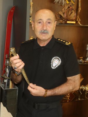 antalyanin-yeni-emniyet-muduru-zaimoglu-938543-278685.jpg