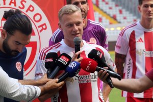 antalyaspor-2025-2026-sezonu-oyunculari-919582-273264.jpg