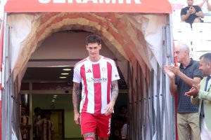 antalyaspor-2025-2026-sezonu-oyunculari-919586-273264.jpg