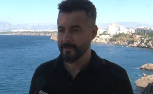 aw777579-02.jpg