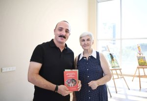 baskan-kotan-kagitlarin-dansi-sergisin-861395-255681.jpg