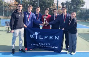 bilfen-antalya-liseleri-tenis-erkek-takÄ±mÄ±.jpg