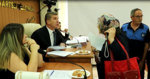 burdur-belediye-meclis-toplantisinda-ge-851713-252636.jpg