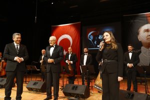 buyuksehir-ataturku-hasret-konseriyle-andi-19.JPG