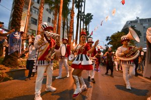 kaleici-festivali-kortej3.jpg