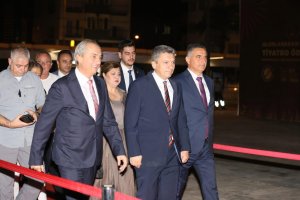 kepezin-uluslarasi-akdeniz-tiyatro-odul-925648-274975.jpg