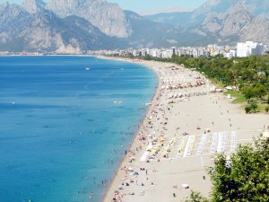 konyaalti-sahili-antalya-turist-turizm-2022-5.jpg