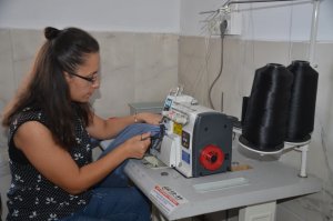 okulumuzun-kiyafetini-okulumuzda-uretiy-933888-277359.jpg