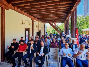 restore-edilen-tarihi-cami-ibadete-acild-934774-277602.jpg
