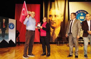 turk-egitim-plaket-4.jpg