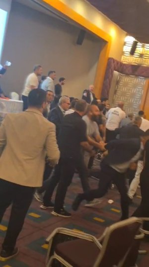tursab-muratpasa-btk-seciminde-kavga-cik-952757-282836.jpg