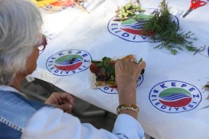 uluslararasi-yaslilikta-saglik-ve-esenlik-festivali-dopdolu-etkinliklerle-devam-etti-2.jpeg