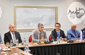 vali-sahin-atbnin-konugu-oldu-907765-269709.jpg