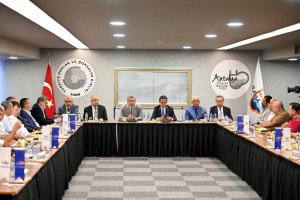 vali-sahin-atbnin-konugu-oldu-907766-269709.jpg