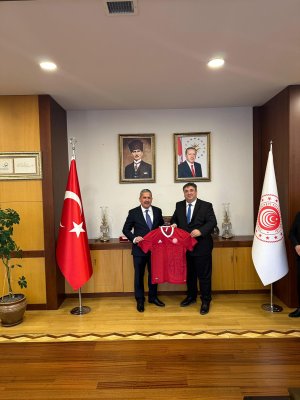 yuksel-uzun2.jpg